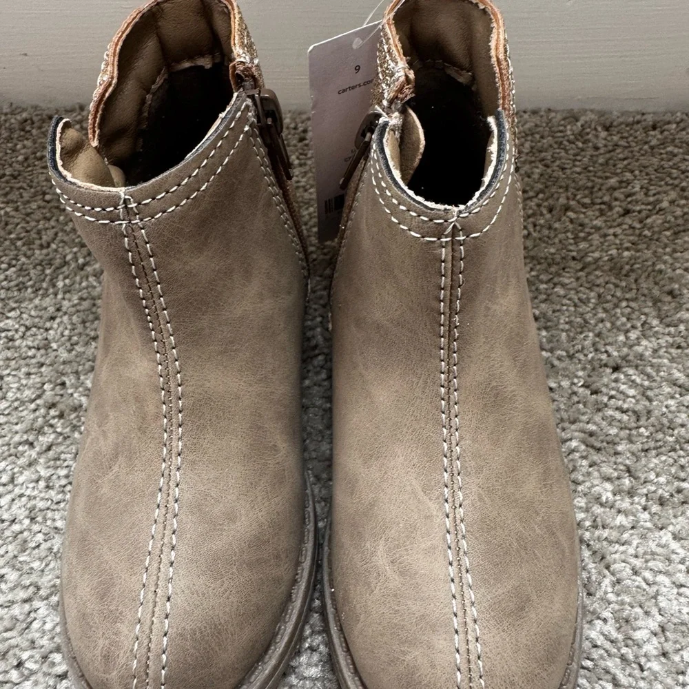Carter's Liana Toddler Girls' Short Glitter Accented Boots. Size 9. New.